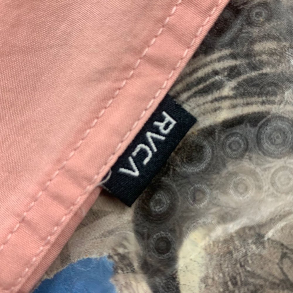 RVCA Men Short Sleeve  Button Johanna Gestures Pink  New With Tags - Picture 9 of 13